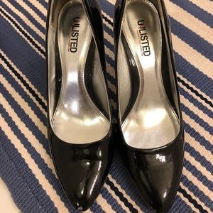 Unlisted size 9 patent leather heels
